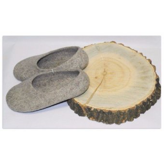 Войлочные домашние  тапочки (Молочные)